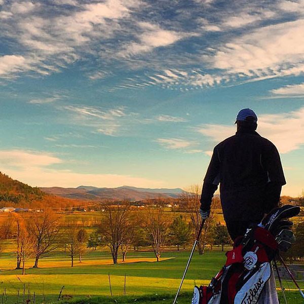 Rocky Ridge Golf Club Member planning a shot